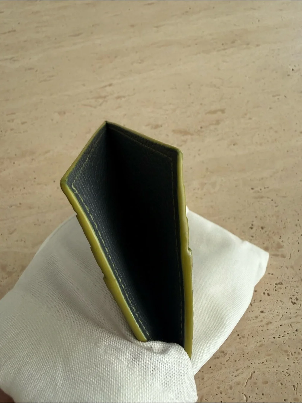 NWT Gucci Green-Grey Leather Card Case with Gucci Logo